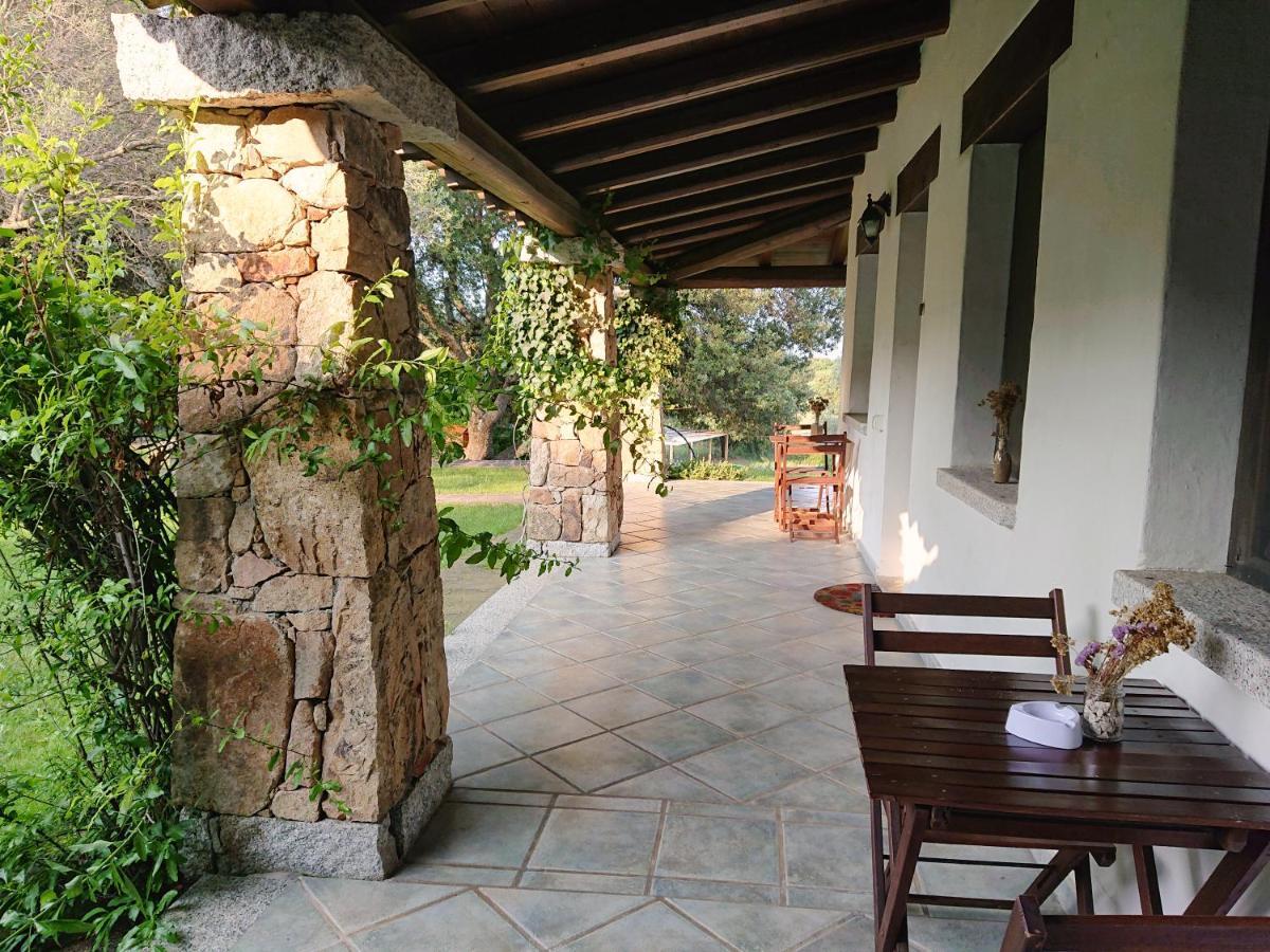 Agriturismo Desole Monti Buitenkant foto