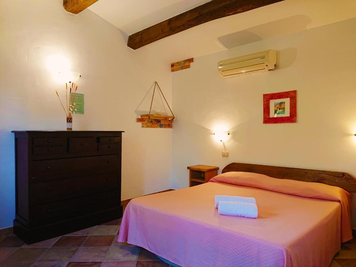 Agriturismo Desole Monti Buitenkant foto